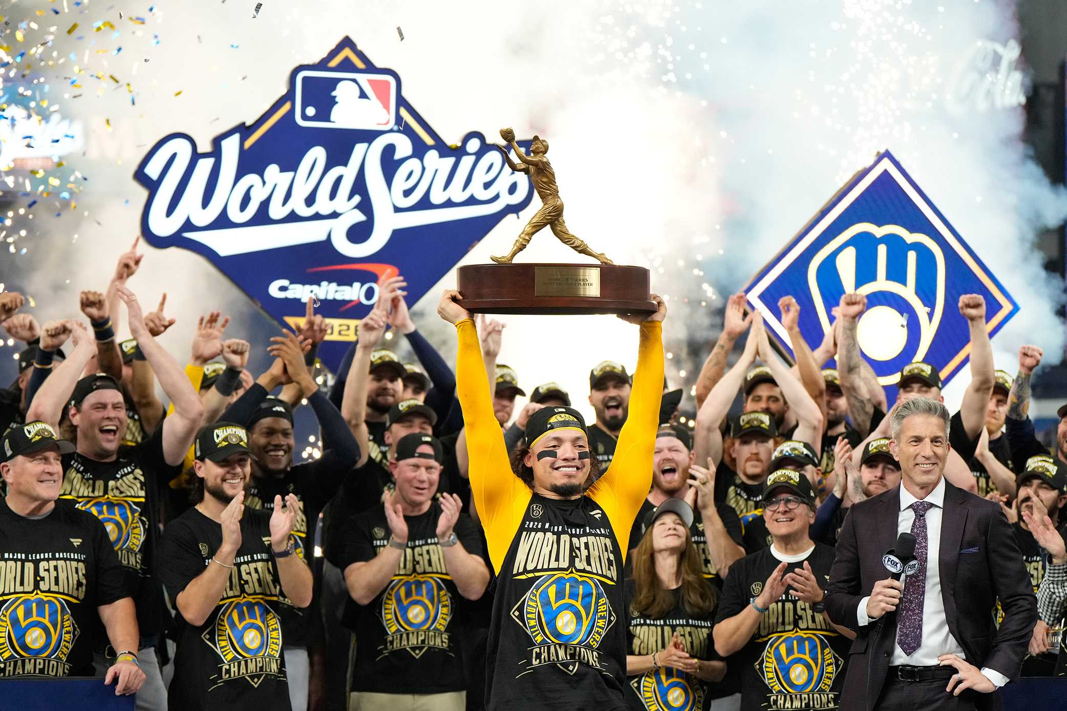 Brewers revel in their first World Series win with Milwaukee parade — Cincinnati Community news